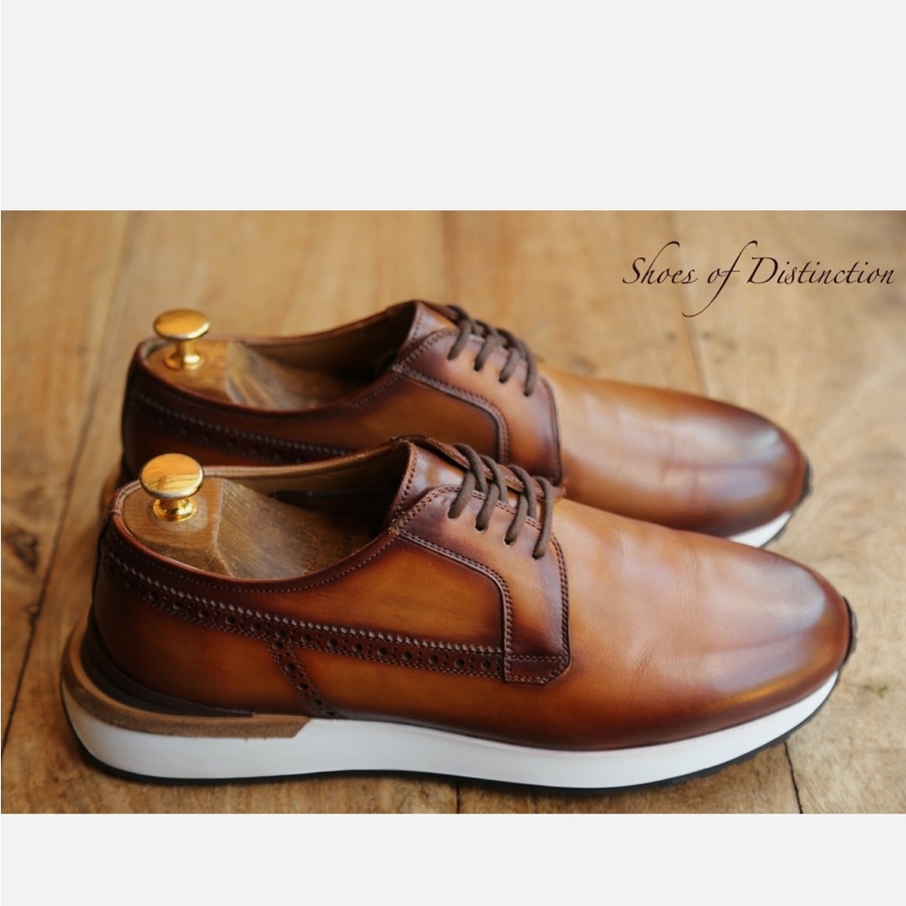 MAGNANNI men 8.5 New
Leiva Plain Toe Derby In Cognac
$395 - Picture 1 of 17